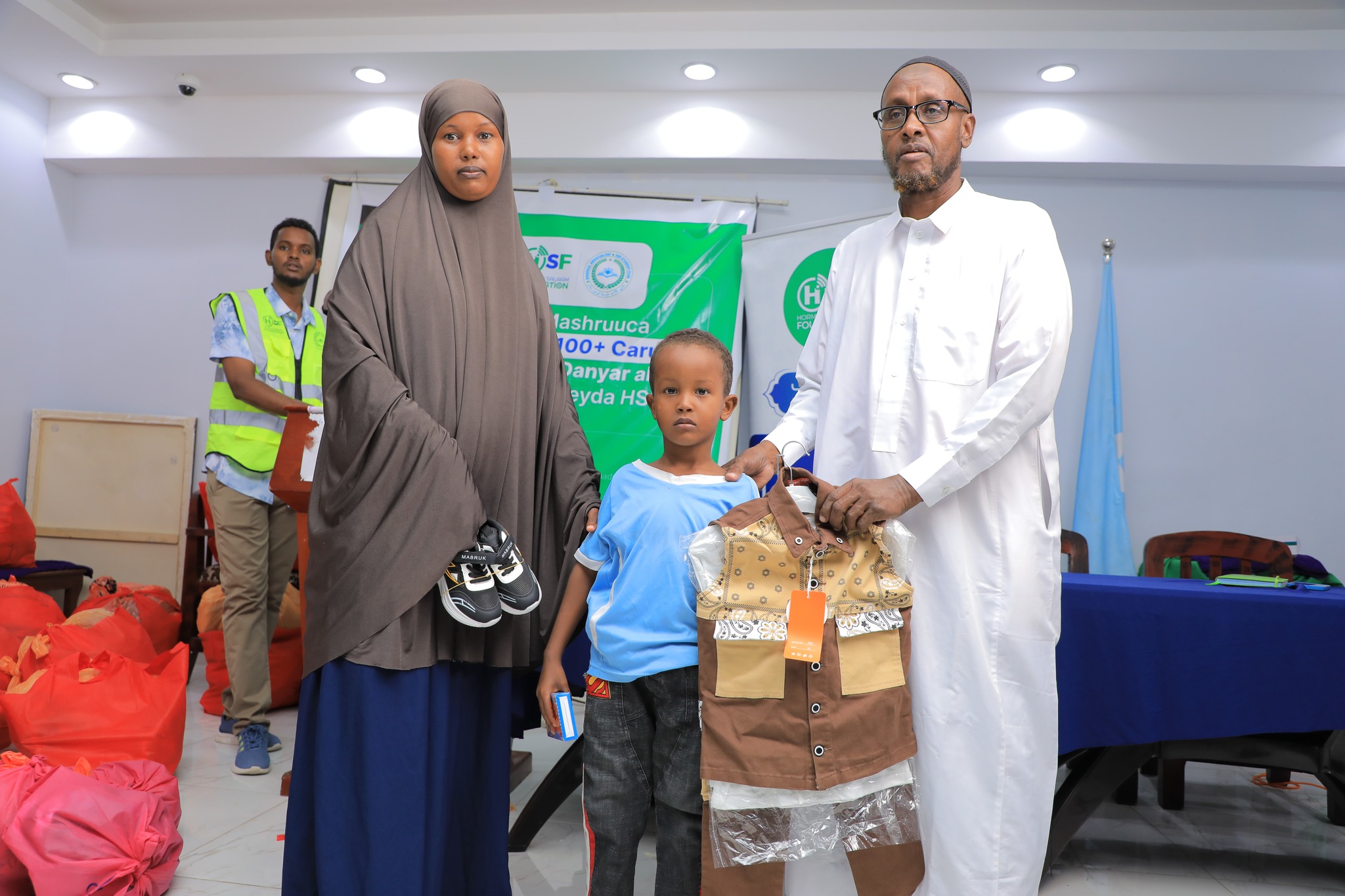 Eid distribution
